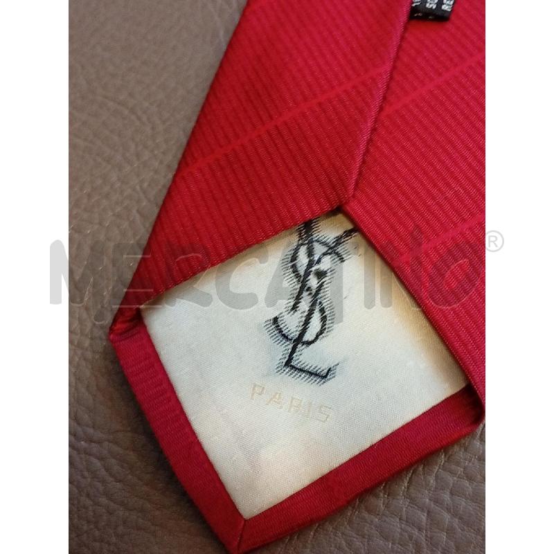 CRAVATTA YVES SAINT LAURENT ROSSO PURA SETA | Mercatino dell'Usato Roma porta di roma 3