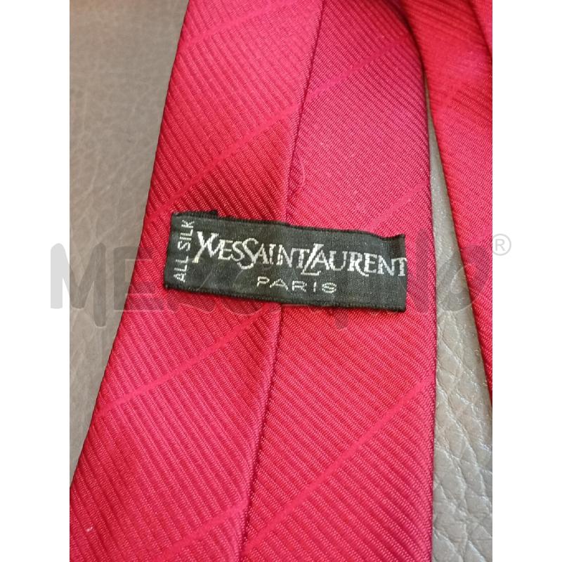 CRAVATTA YVES SAINT LAURENT ROSSO PURA SETA | Mercatino dell'Usato Roma porta di roma 4
