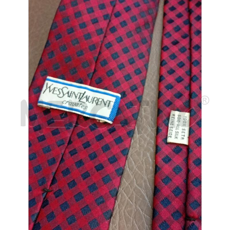 CRAVATTA YVES SAINT LAURENT ROSSO SCACCHI BLU | Mercatino dell'Usato Roma porta di roma 3