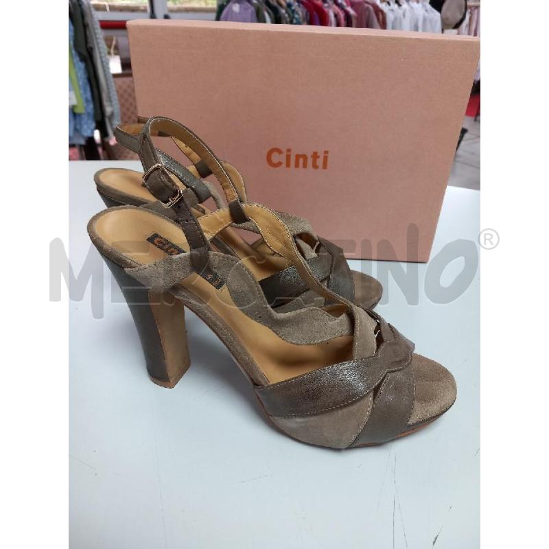 DECOLLETE CINTI MARRONE BEIGE SCATOLA | Mercatino dell'Usato Roma porta di roma 2
