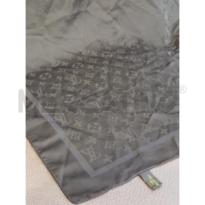 FOULARD LOUIS VUITTON MARRONE MONOGRAMMA PURA SETA | Mercatino dell'Usato Roma porta di roma 2