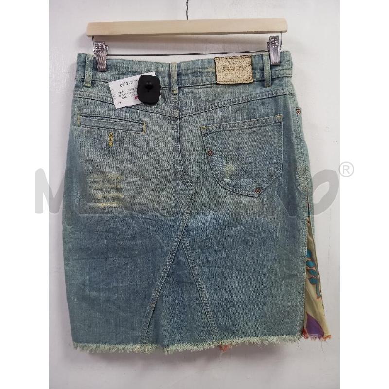 GONNA GAUDI JEANS BLU DENIM LAVAGGIO CHIARO | Mercatino dell'Usato Roma porta di roma 2