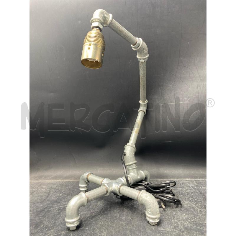 LAMPADA INDUSTRIALE TUBI MET | Mercatino dell'Usato Roma porta di roma 3
