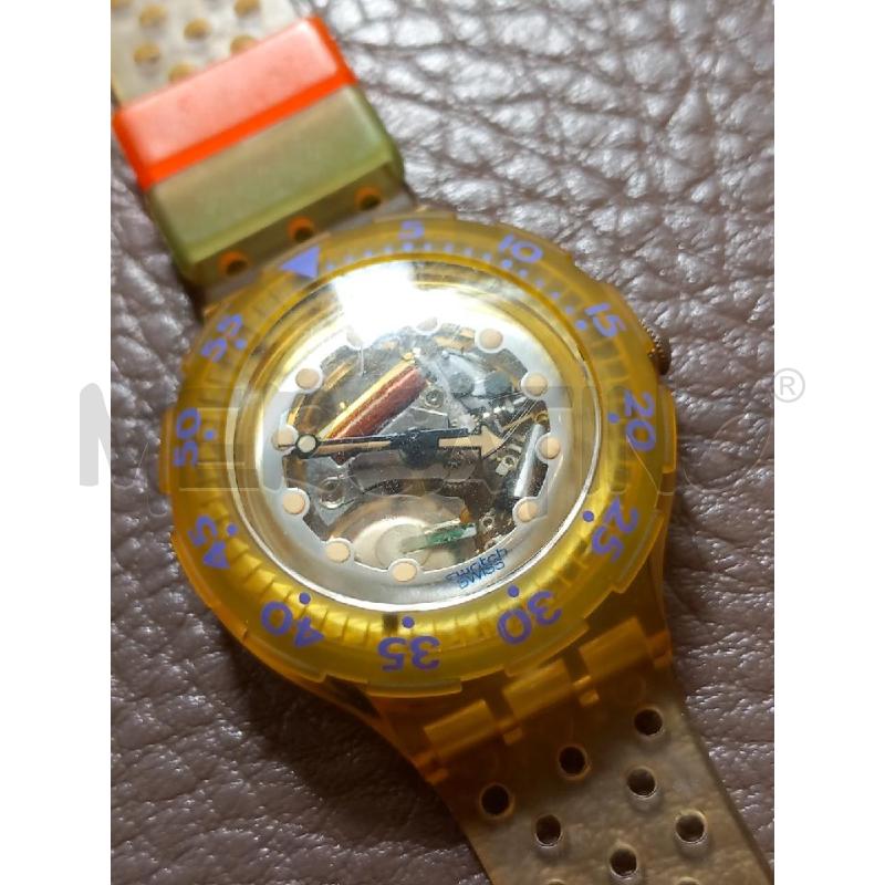 OROLOGIO SWATCH SCUBA JELLY BUBBLES | Mercatino dell'Usato Roma porta di roma 2