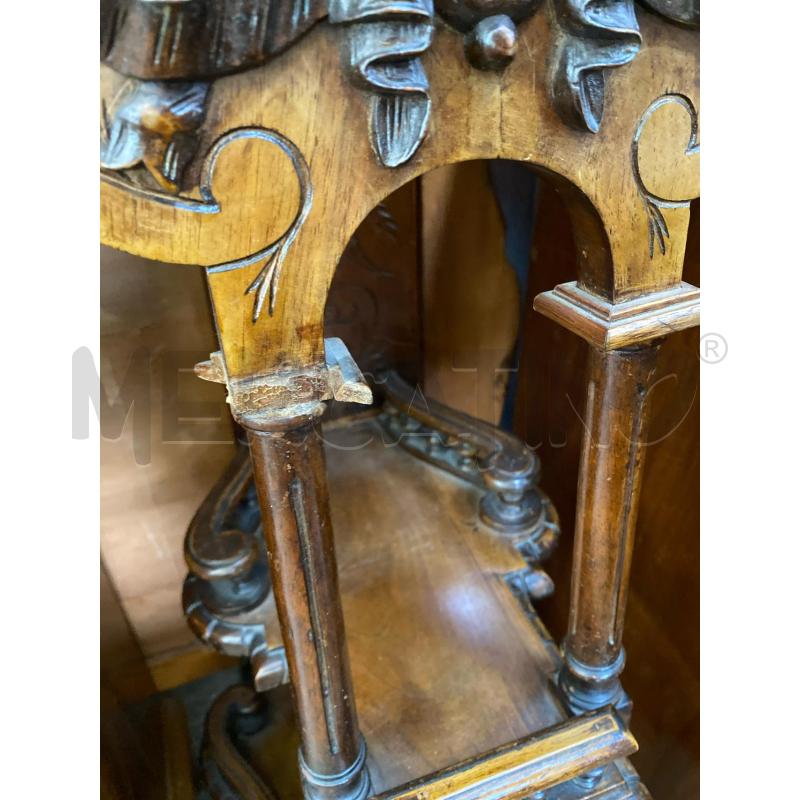 PORTA PIANTE LEGNO LEONE | Mercatino dell'Usato Roma porta di roma 3