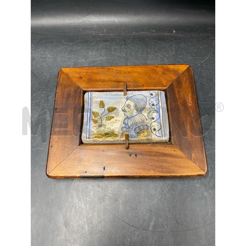 QUADRO MAIOLICA UOMO CASTELLI | Mercatino dell'Usato Roma porta di roma 1