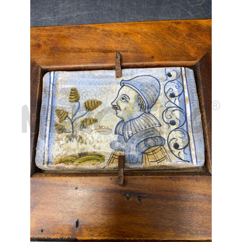 QUADRO MAIOLICA UOMO CASTELLI | Mercatino dell'Usato Roma porta di roma 2