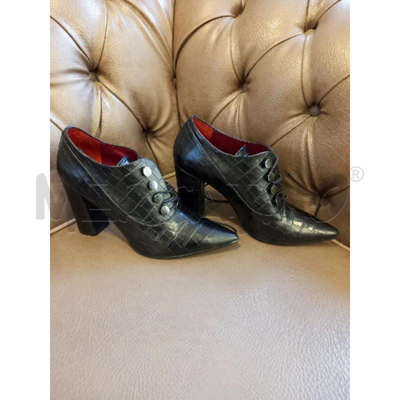 SCARPE DONNA CARMENS NERE LACCI | Mercatino dell'Usato Roma porta di roma 3