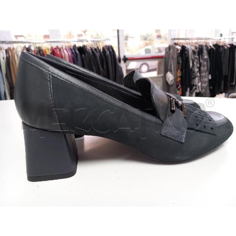 SCARPE DONNA TACCO GEOX BLU | Mercatino dell'Usato Roma porta di roma 2