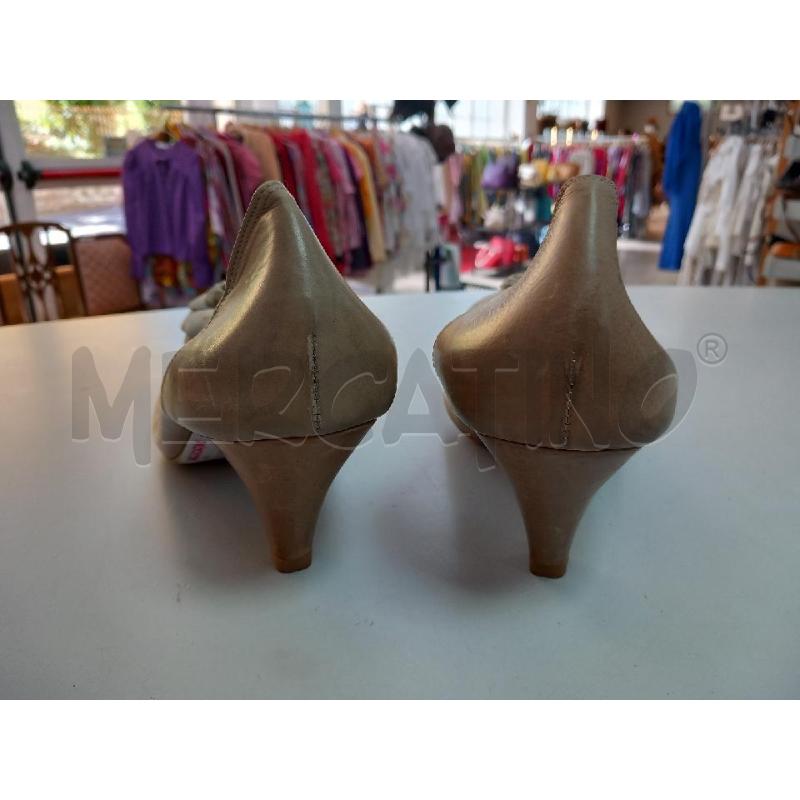 SCARPE D CALPIERRE PELLE BEIGE | Mercatino dell'Usato Roma porta di roma 3