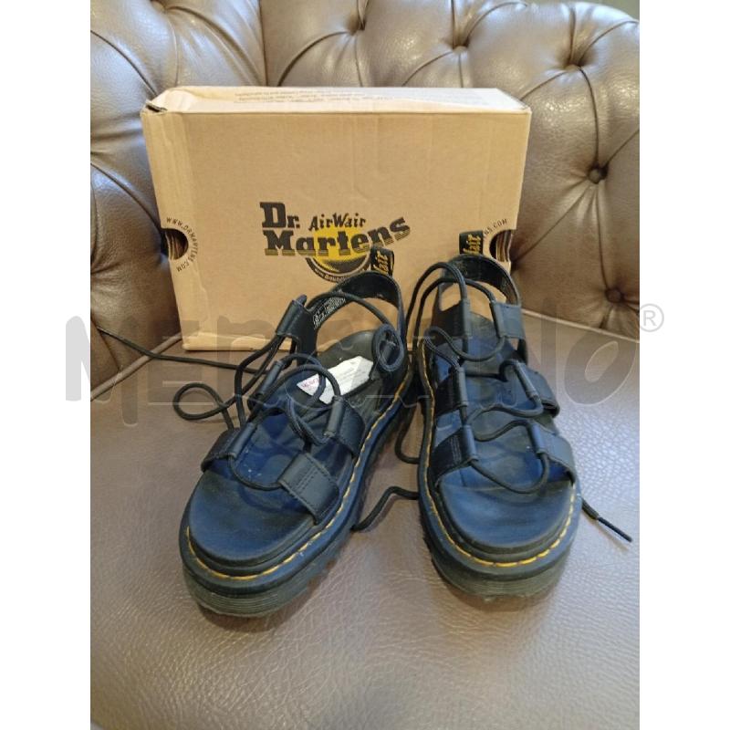 SCARPE D DR MARTENS NERO NARTILLA SCATOLA | Mercatino dell'Usato Roma porta di roma 1