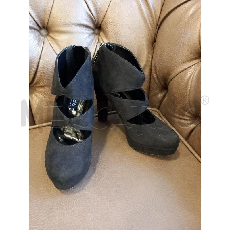 SCARPE D ESTRADA VELLUTO NE TACCO PLATEAU | Mercatino dell'Usato Roma porta di roma 1