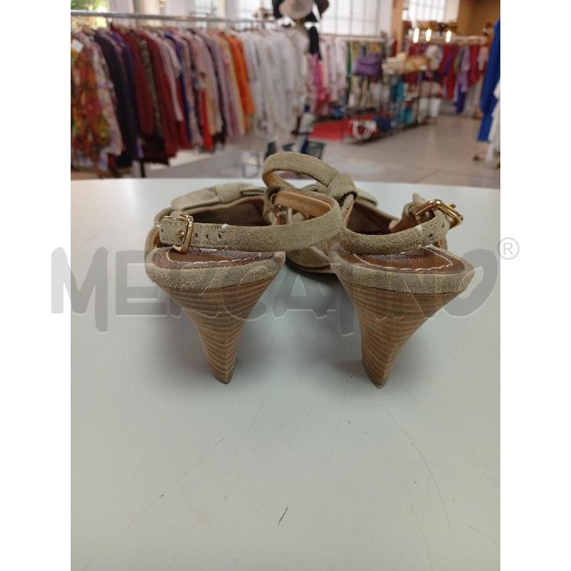 SCARPE D JULIEE DEE BEIGE CAMOSCIO | Mercatino dell'Usato Roma porta di roma 3