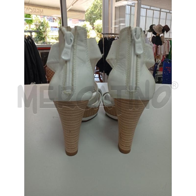 SCARPE D NERO GIARDINI BIANCO PELLE | Mercatino dell'Usato Roma porta di roma 3
