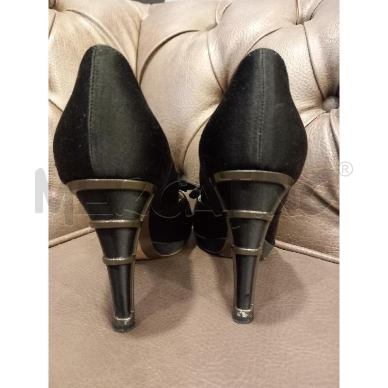 SCARPE D SALVATORE FERRAGAMO NERO  | Mercatino dell'Usato Roma porta di roma 4