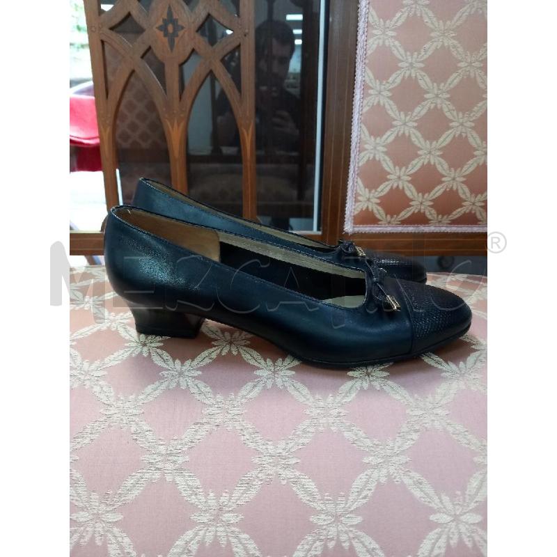 SCARPE D SALVATORE FERRAGAMO NERO | Mercatino dell'Usato Roma porta di roma 2