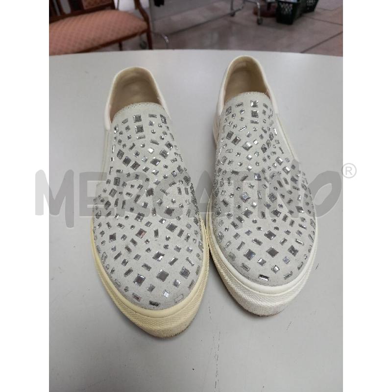 SCARPE D TOSCA BLU BIANCO  | Mercatino dell'Usato Roma porta di roma 1