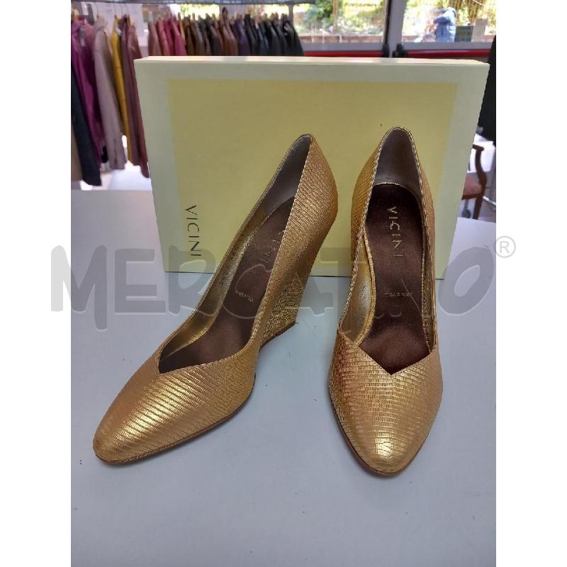 SCARPE D VICINI DORATO SCATOLA | Mercatino dell'Usato Roma porta di roma 1