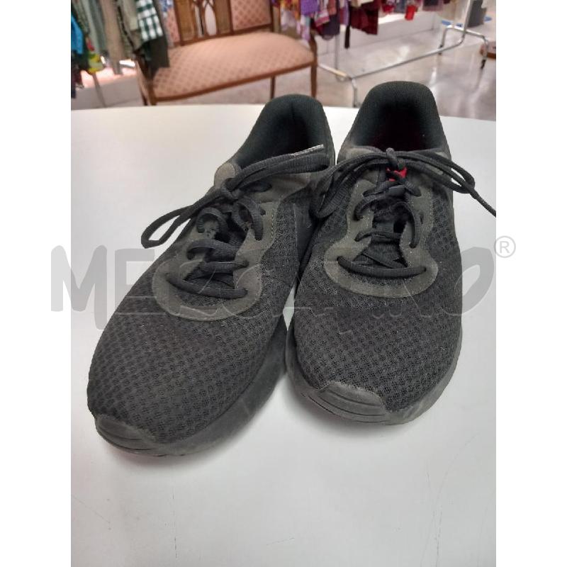 SCARPE U NIKE TANJUN NERO 812654-001 | Mercatino dell'Usato Roma porta di roma 1