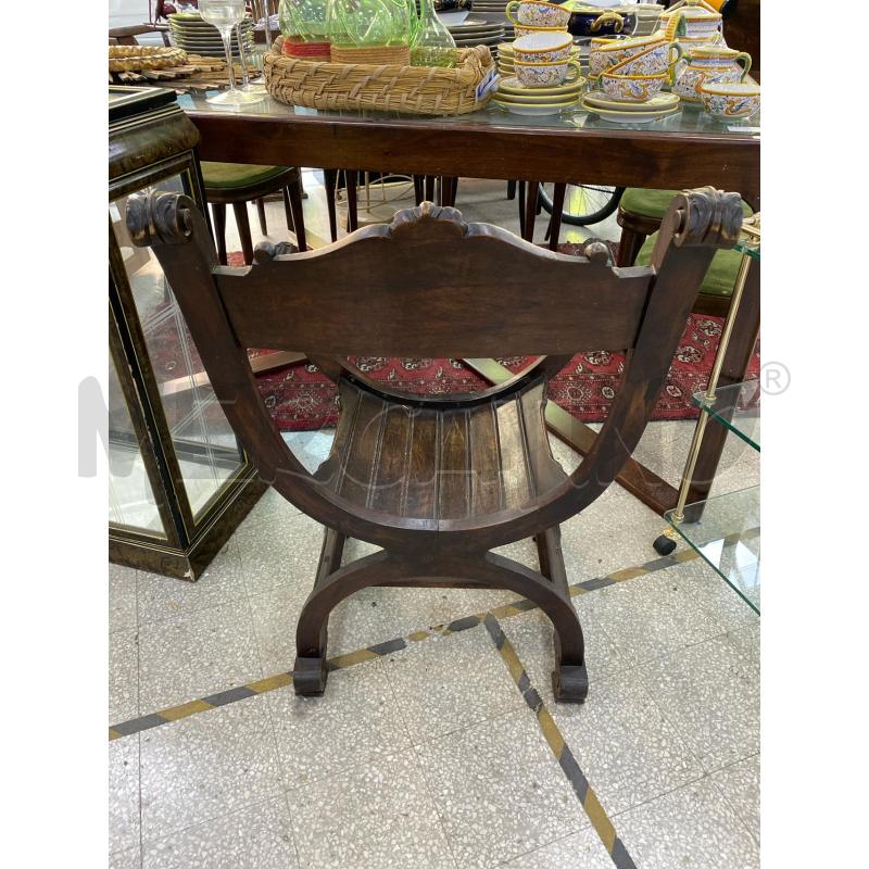SEDIA LEGNO SCURO BRACCIOLI LEONE | Mercatino dell'Usato Roma porta di roma 3