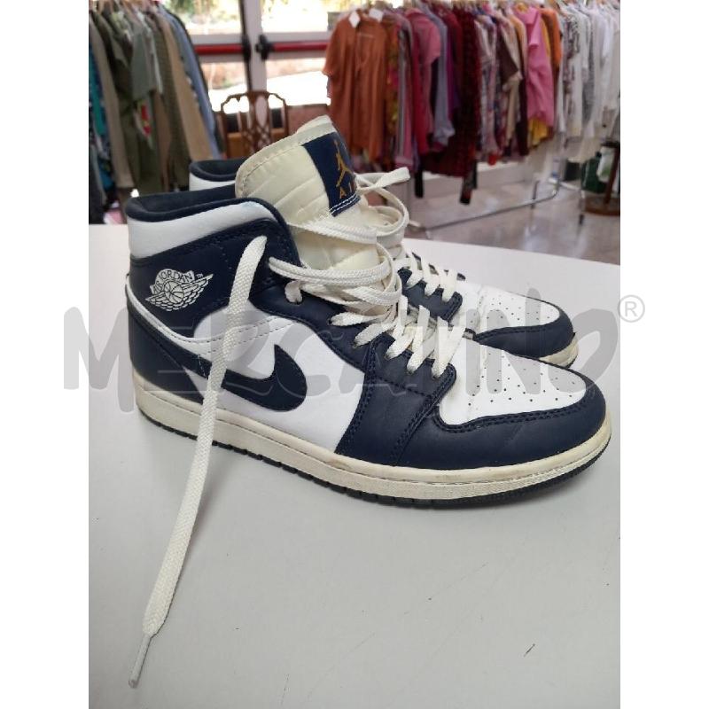 SNEAKERS NIKE AIR JORDAN 1 MID BIANCO ORO BLU | Mercatino dell'Usato Roma porta di roma 2