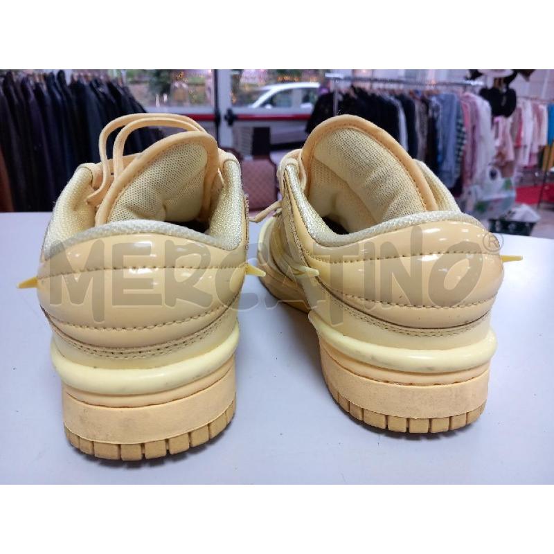SNEAKERS NIKE DUNK LOW GIALLE | Mercatino dell'Usato Roma porta di roma 3
