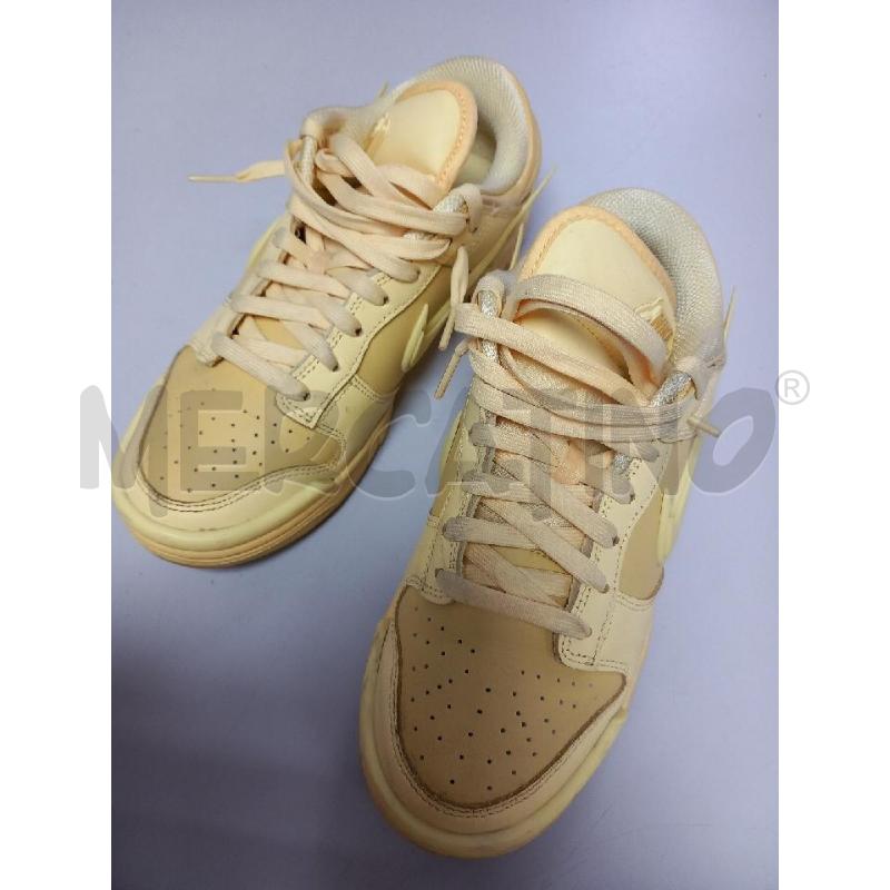 SNEAKERS NIKE DUNK LOW GIALLE | Mercatino dell'Usato Roma porta di roma 4