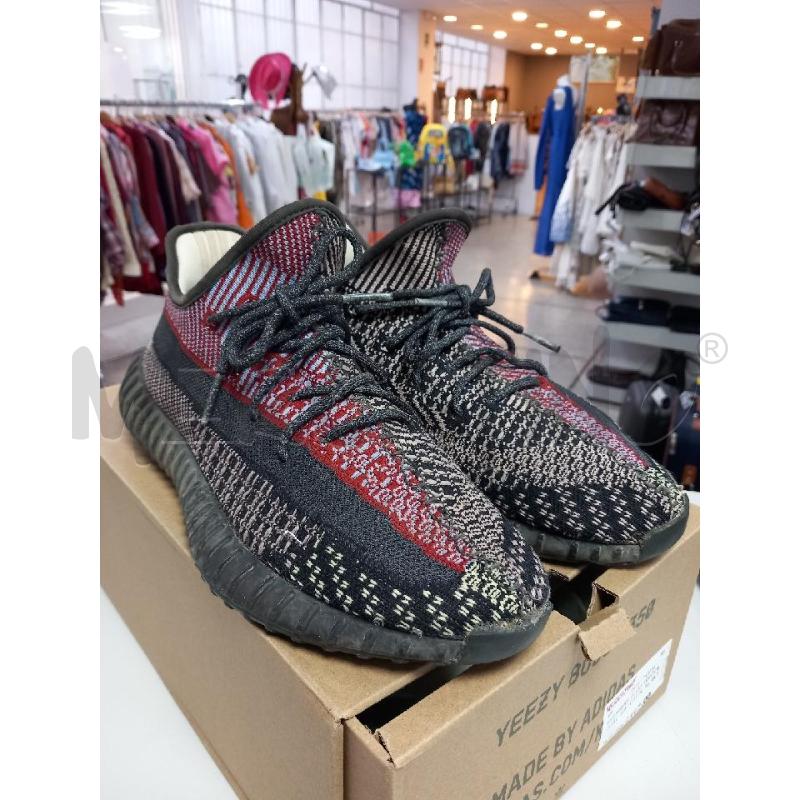 SNEAKERS UOMO YEEZY BOOST  350 SCATOLA | Mercatino dell'Usato Roma porta di roma 1