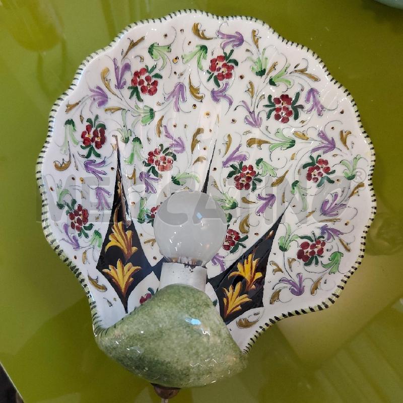 APPLIQUE CERAMICA FORMA CONCHIGLIA MARMACA DECORATA | Mercatino dell'Usato Roma somalia 5
