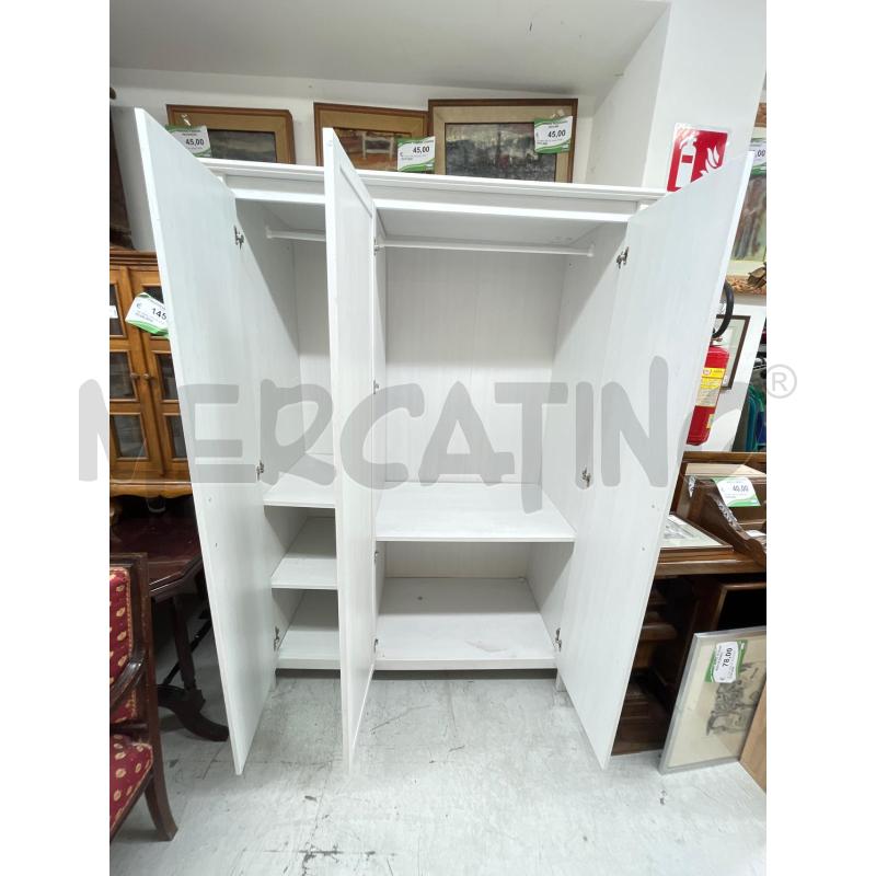 ARMADIETTO IKEA BIANCO 3  ANTE  | Mercatino dell'Usato Roma somalia 2