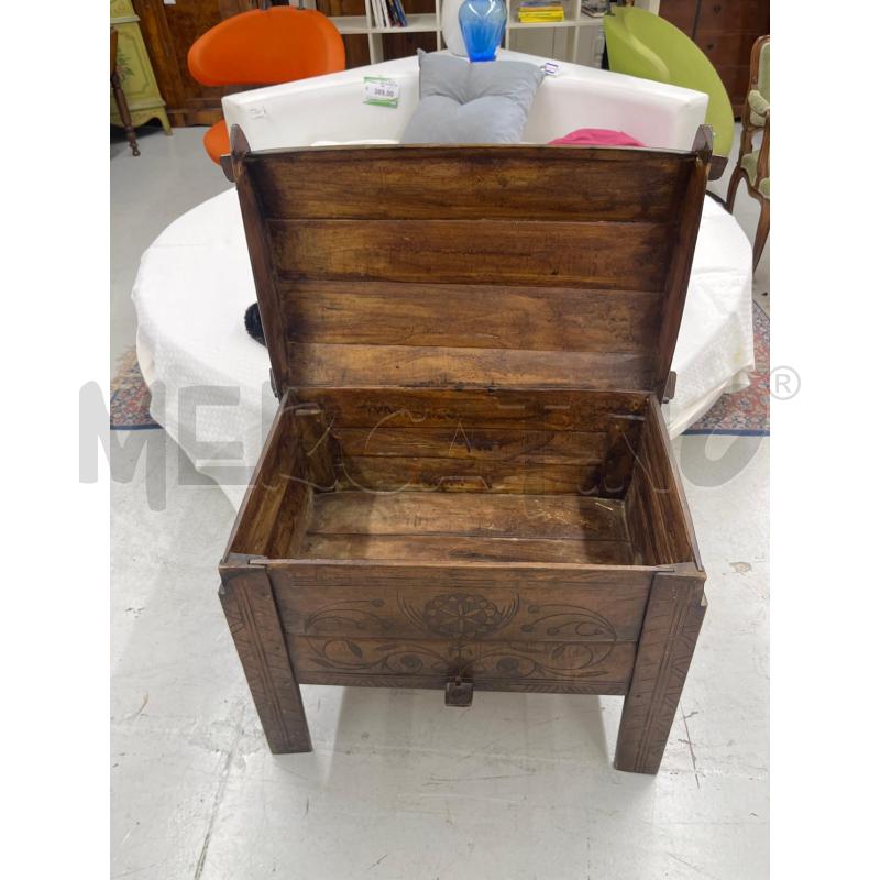 BAULE  LEGNO INTAGLI  | Mercatino dell'Usato Roma somalia 3