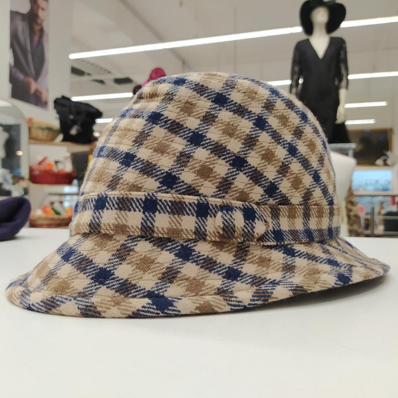 CAPPELLO AQUASCUTUM QUADRI LANA | Mercatino dell'Usato Roma somalia