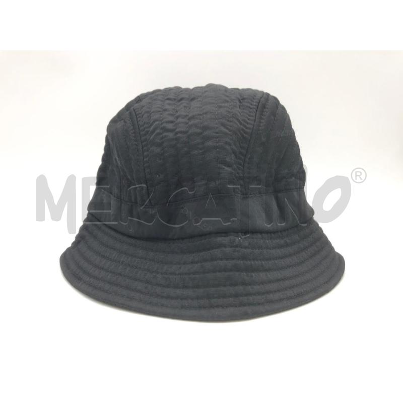 CAPPELLO DONNA MONCLER NERO PESCATORE  | Mercatino dell'Usato Roma somalia 1