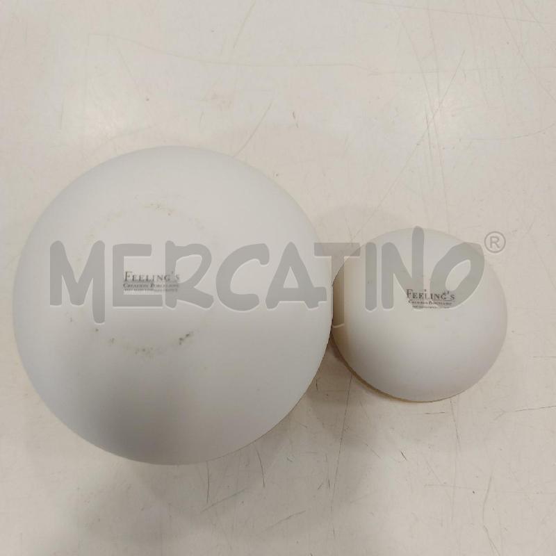 COPPIA VASETTI TONDI BAINCHI/DORATI FEELING'S | Mercatino dell'Usato Roma somalia 3