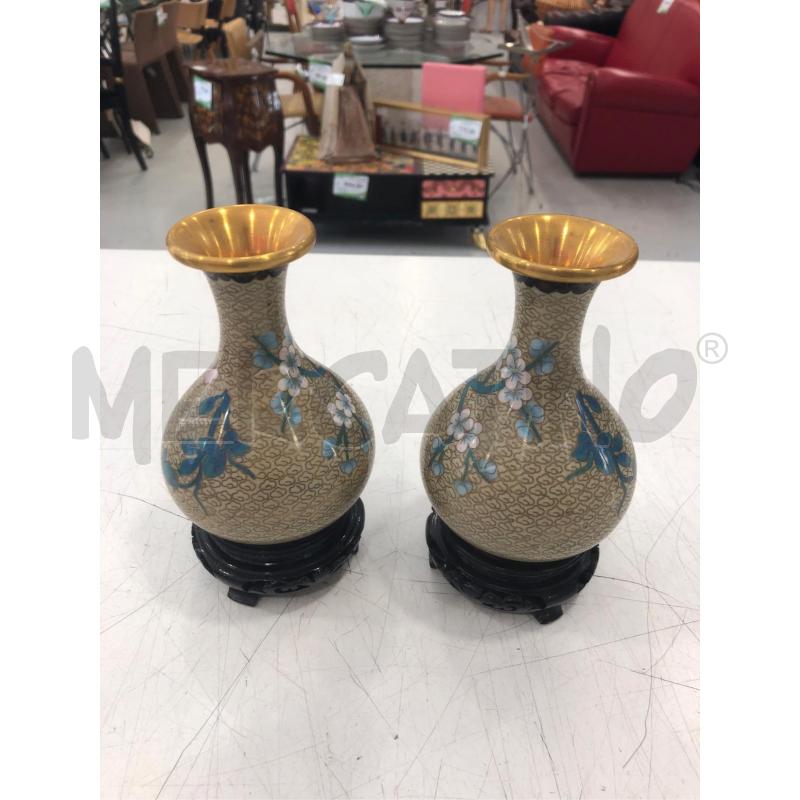 COPPIA VASI CLOISONNE BEIGE FIO ROSA | Mercatino dell'Usato Roma somalia 2