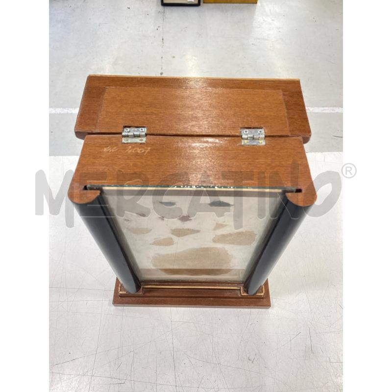 DECORAZIONE TAVOLO LEGNO FILET COLONNE NERE | Mercatino dell'Usato Roma somalia 2