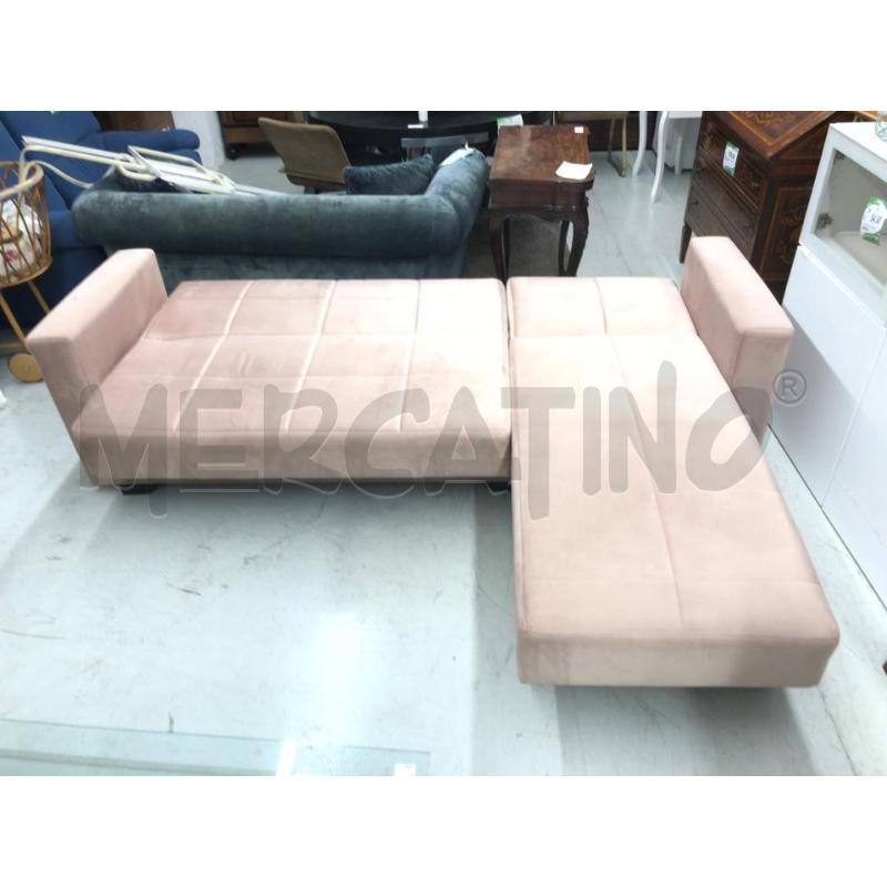 DIVANO  LETTO ANGOLO ROSA CONTENITORE | Mercatino dell'Usato Roma somalia 3