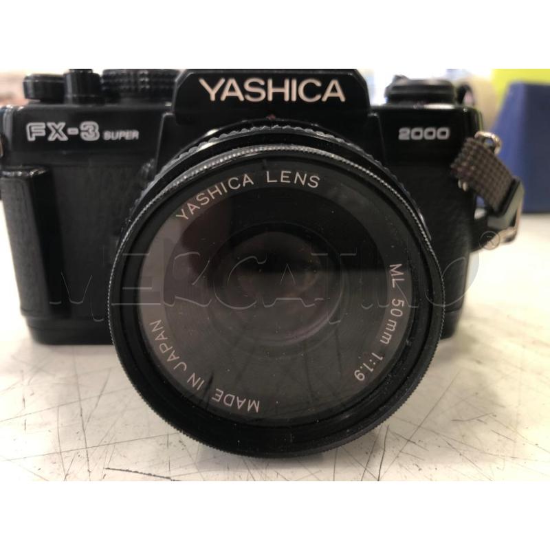 FOTOCAMERA YASHICA FX3 SUPER 2000 | Mercatino dell'Usato Roma somalia 2