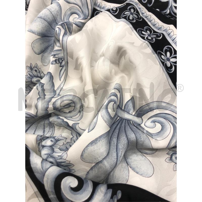 FOULARD ATELIER VERSACE BIANCO NERO FANTASIA  | Mercatino dell'Usato Roma somalia 3