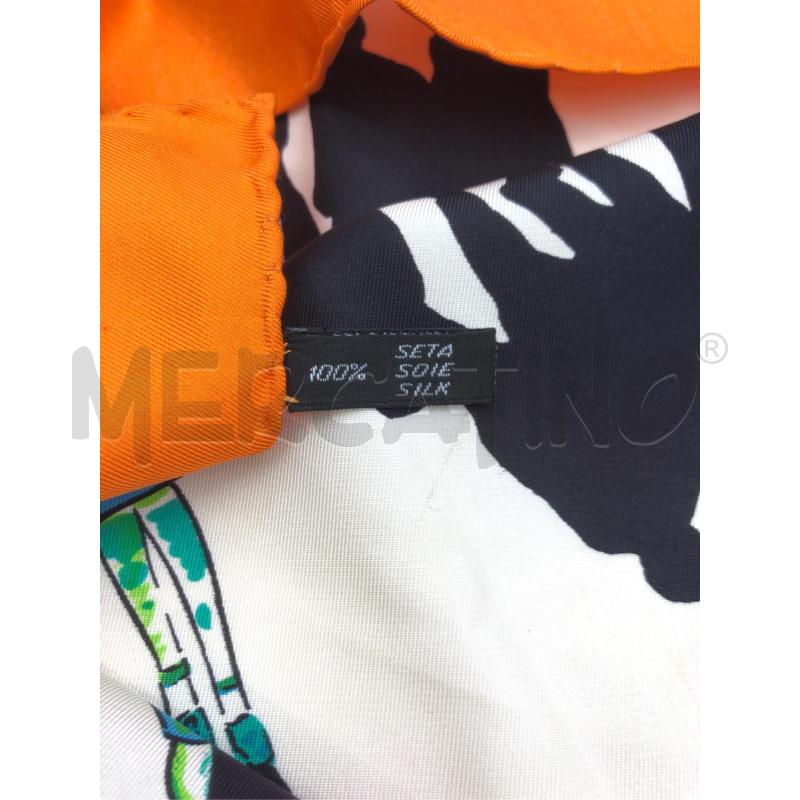 FOULARD LAGERFELD STAMPA PERSONE | Mercatino dell'Usato Roma somalia 5