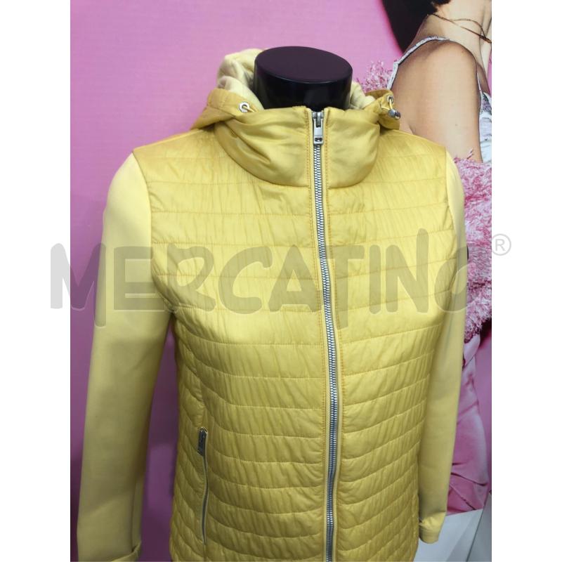 GIUBBINO DONNA MUSEUM GIALLO | Mercatino dell'Usato Roma somalia 2