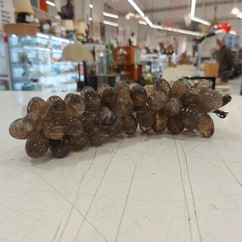 GRAPPOLO UVA PIETRA SCURA GRANDE | Mercatino dell'Usato Roma somalia 2