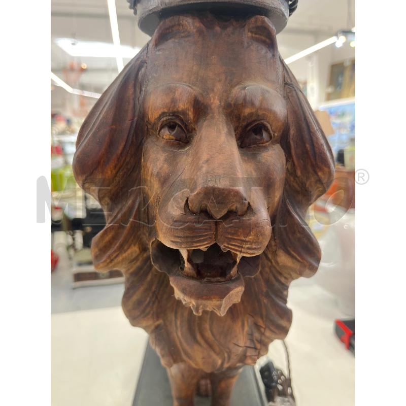 LAMPADA LEONE LEGNO BASE NERA  | Mercatino dell'Usato Roma somalia 4