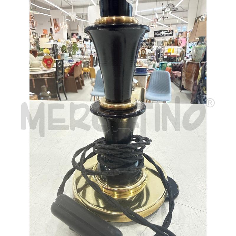 LAMPADA NERA BASE OTTONE | Mercatino dell'Usato Roma somalia 3
