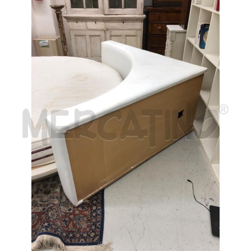 LETTO  TONDO PELLE BIANCA + MATERASSO DA RIV | Mercatino dell'Usato Roma somalia 2