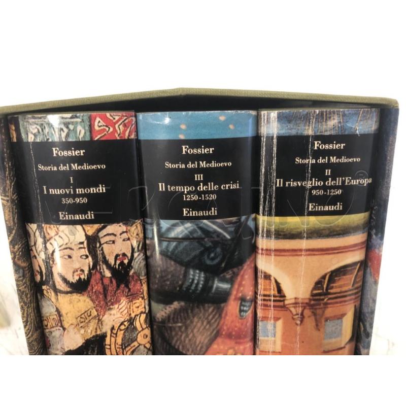 LIBRO BOX STORIA DEL MEDIOEVO FOSSIER EINAUDI | Mercatino dell'Usato Roma somalia 2
