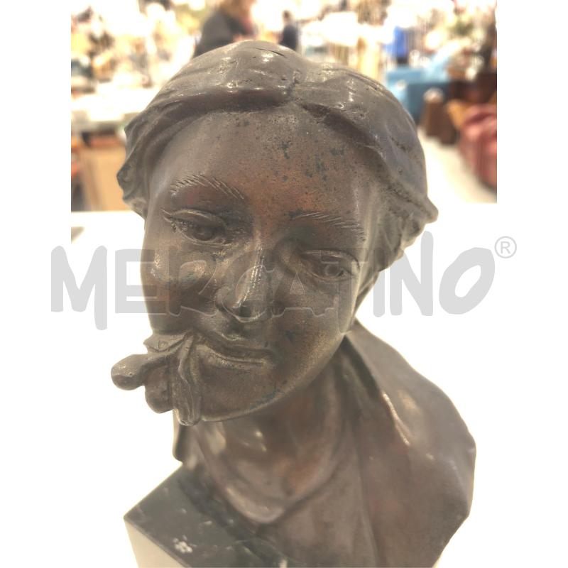 MEZZO BUSTO DONNA BASE NERA  | Mercatino dell'Usato Roma somalia 2