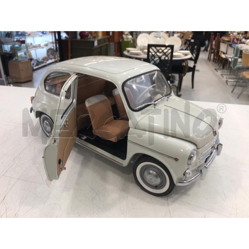 MODELLINO FIAT 600D BIANCA HACHETTE METALLO | Mercatino dell'Usato Roma somalia 2