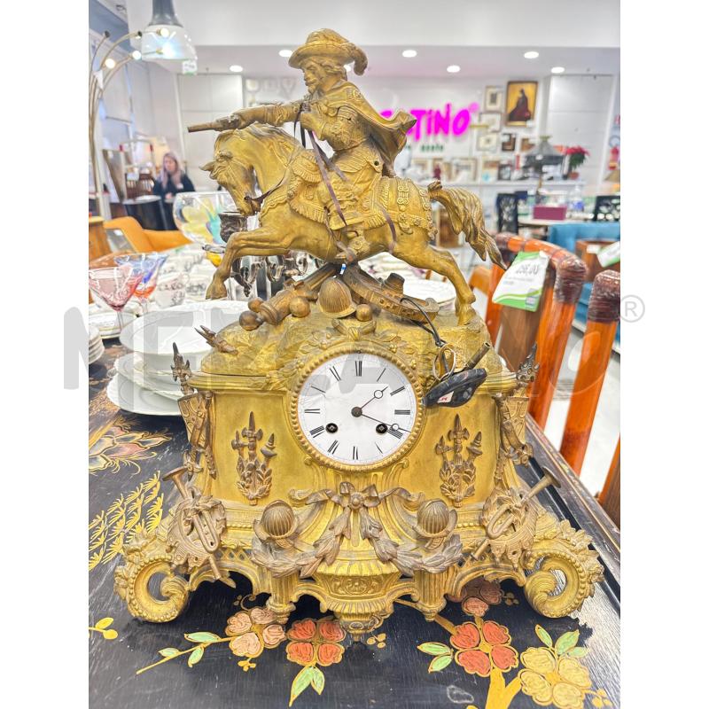 OROLOGIO PARIGINA DORATO CAVALIERE CON CAVALLO | Mercatino dell'Usato Roma somalia 1