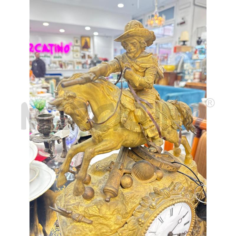 OROLOGIO PARIGINA DORATO CAVALIERE CON CAVALLO | Mercatino dell'Usato Roma somalia 3
